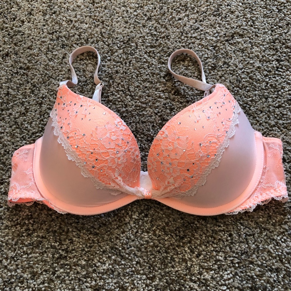 Victoria’s Secret bra